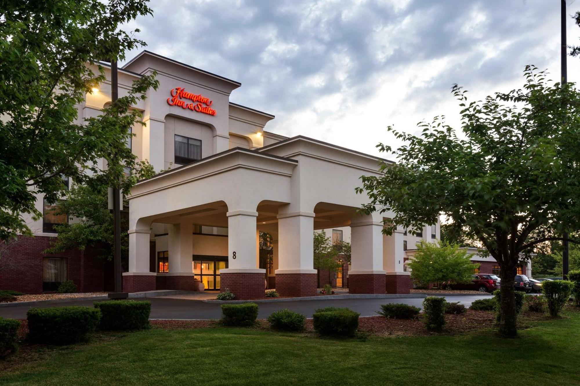 Hampton Inn & Suites By Hilton Manchester Bedford Kültér fotó